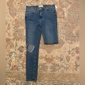 NWT FREE PEOPLE Skinny Jeans Size 28